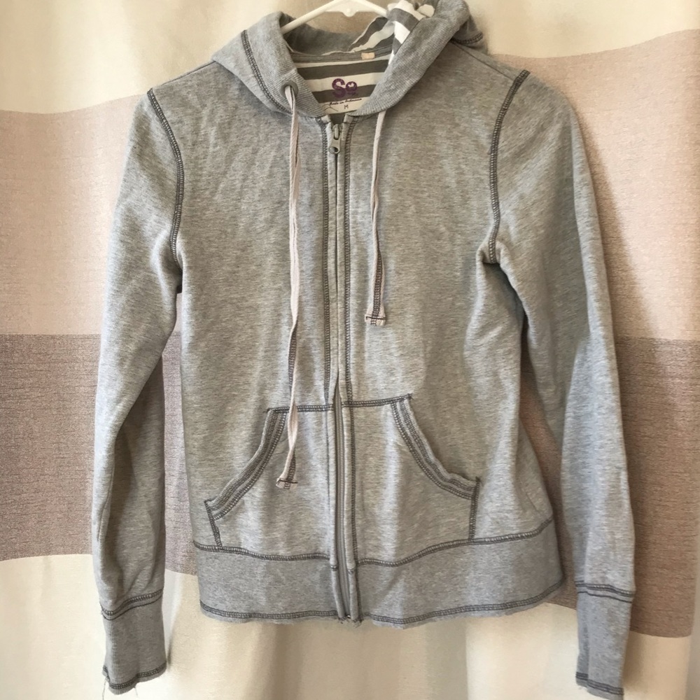 Zip up sweater
